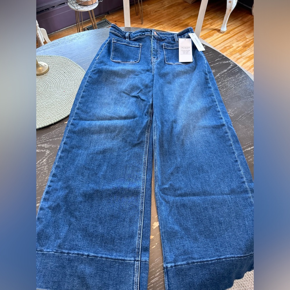 Super cute pair of Risen jeans!  Size 13, but fit like 14/15 - Picture 3 of 14